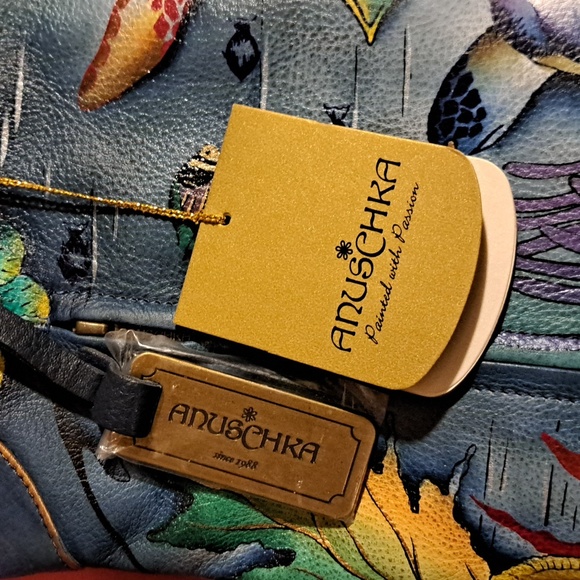 Anuschka Ocean-Themed Hand-Painted Women's Bag, Used For 4 Mo, To Big For Me - Picture 4 of 10